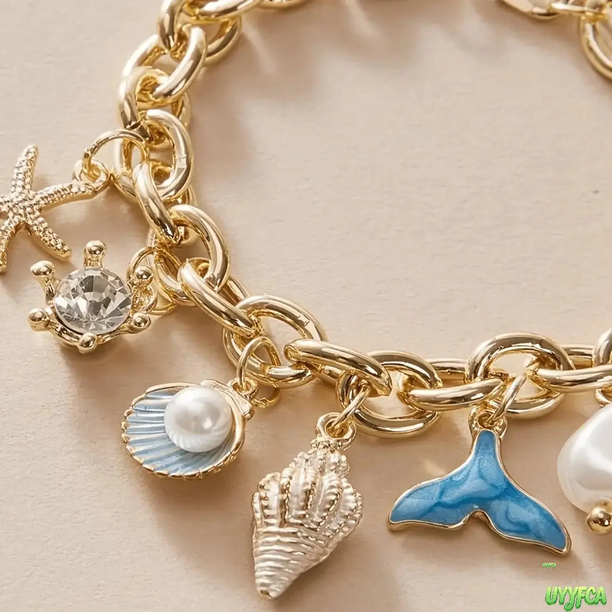 Chunky Chain Ocean Charm Bracelet - Tarnish Res Nautical Beachwear Accessory with Starfish, Seashell, Mermaid Tail, Crystal Pearls for Coastal Cowgirl Beach Vacation Stackable Wrist Jewelry