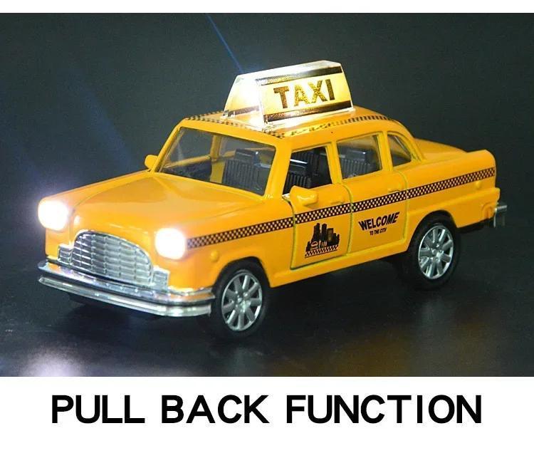 1/32 Retro Taxi Model Alloy Car Toy Miniature Car Collection Diecast Sound Light Kids Toys Children's Day Gift
