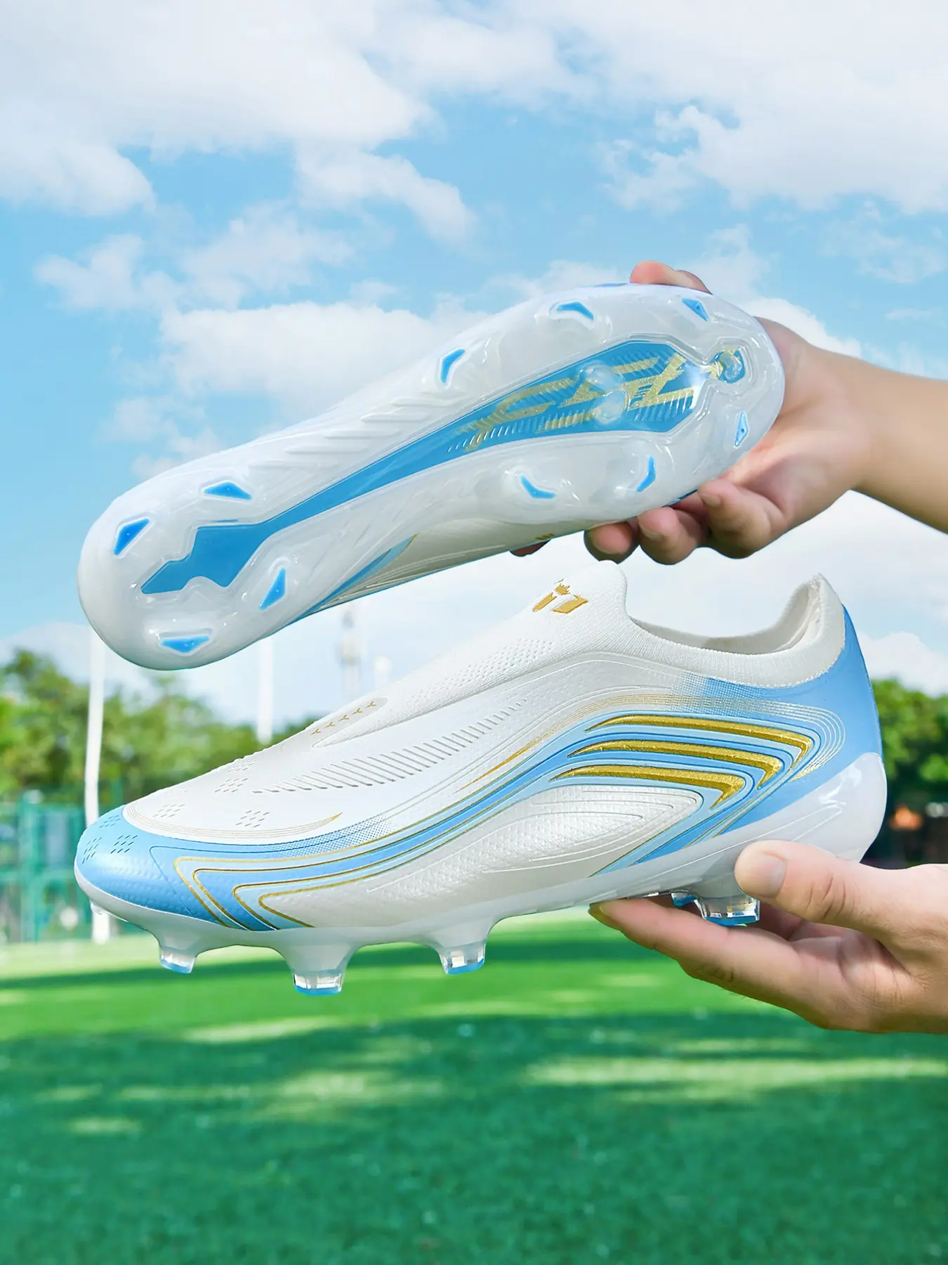 High-Quality Unisex Soccer Shoes, Indoor Outdoor Use, Lightweight High-Performance, Long Studs, Anti-Slip, Durable, Super Grip, Fashionable