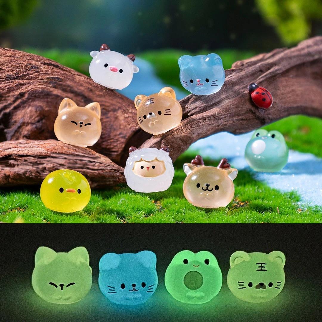 24 Luminous Mini Resin Animal Frog Tiger Figurine Glow in The Dark Miniature Figures Ornament Fairy Garden Accessories