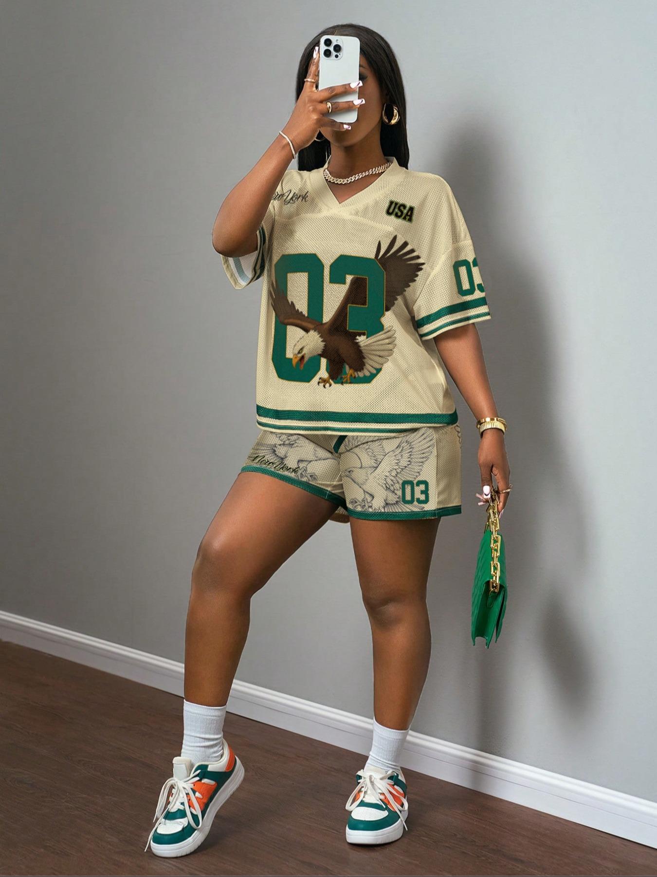 2-piece set of new spring and summer casual street sports style Womenswear V-neck short sleeved loose fitting size 03 "USA" slogan green striped T-shirt+five point apricot mesh shorts set