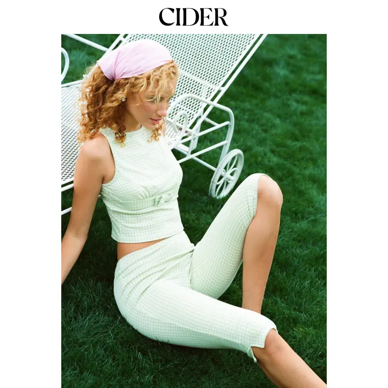 Cider Gingham Ruched Capris