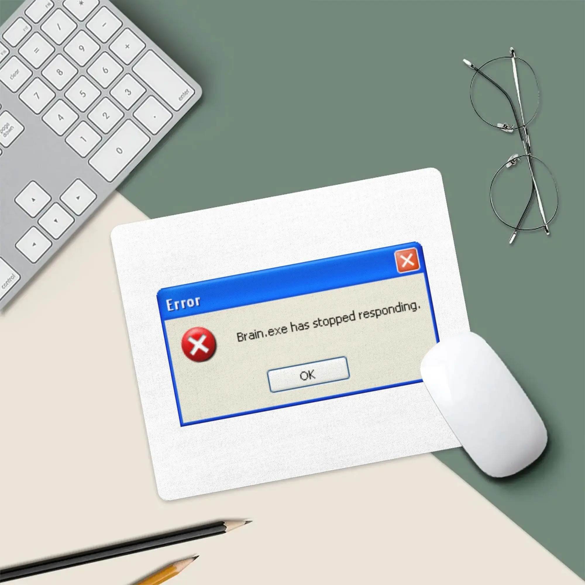 Mousepad for Simple Desk Setup Home Office Computer and Daily Use Spaces Funny Windows Xp Error Message 'Brain.exe Has Stopped Responding