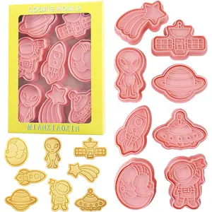 Space Cookie Cutters with Cookie Stamps 8 Pcs 3D Astronaut Planet Rocket Theme Cookie Cutter for Party Baking (Space)