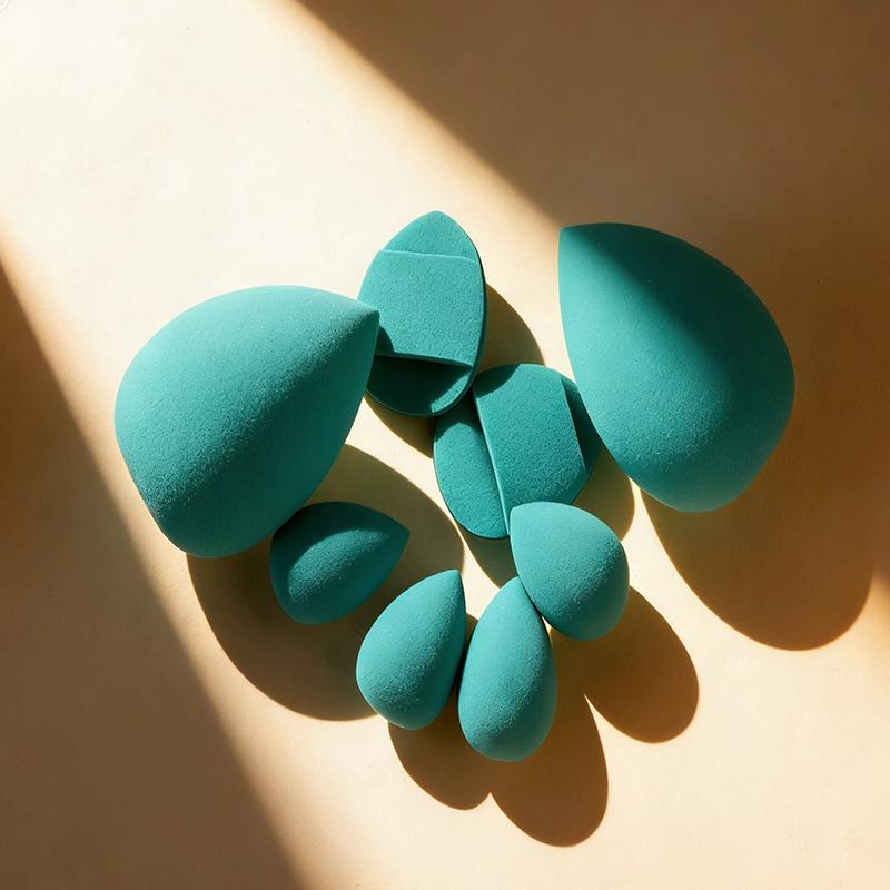 19-Piece Complete Series Makeup Puff & Headband Beauty Set - Includes Finger Cushion Puffs and Beauty Blenders