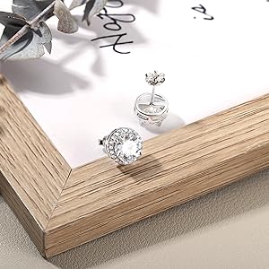 MILACOLATO  synthetic  Moissanite Stud Earrings Halo Stud Earrings Brilliant Round Cut D Color VVS1 Clarity Lab Hypoallergenic synthetic Moissanite Stud Earrings   synthetic  moissanite earrings