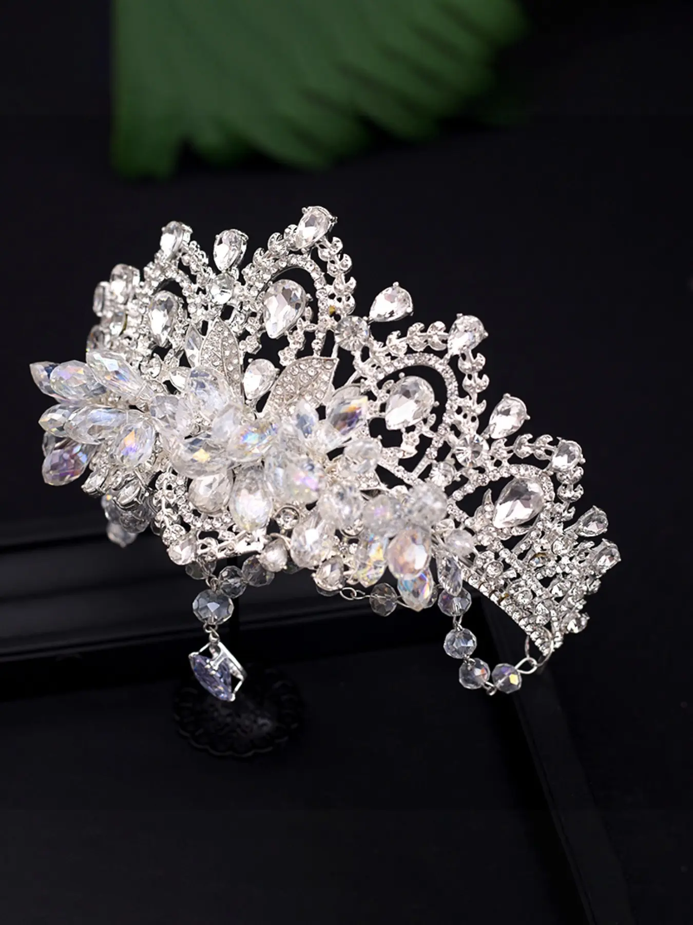 Elegant Vintage Bridal Crown Headpiece, European Style Princess Birthday Tiara, Adult Graduation Party Accessory, Wedding Dress Decoration