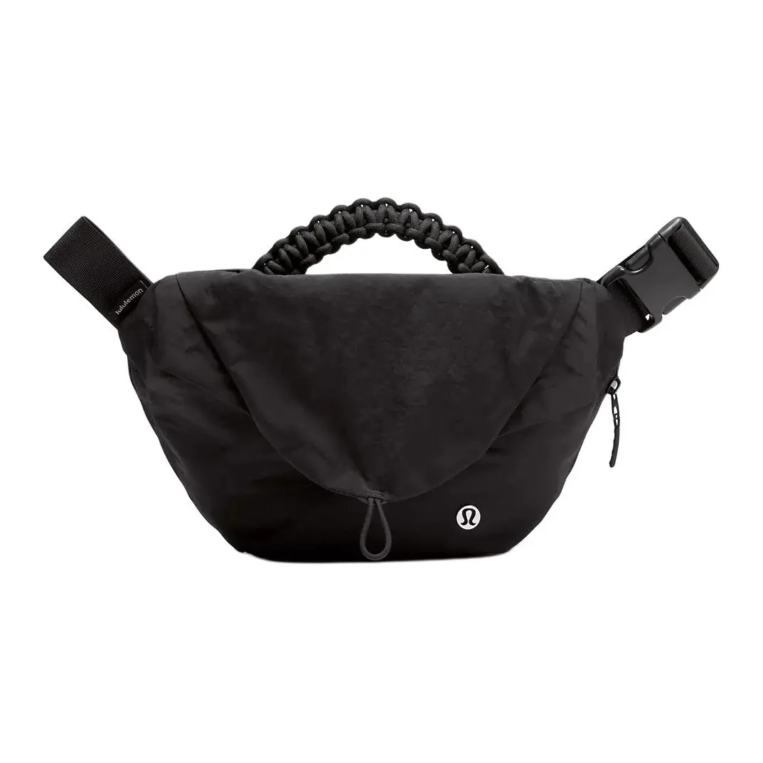 Lululemon Curved 3L Nylon Top-Handle Handbag - Minimalist Black, Carry-All Design, Strap-Based Option, Suitable for Men and Women, Carry-All Women's Handbags, Strap-Based Women's Handbags