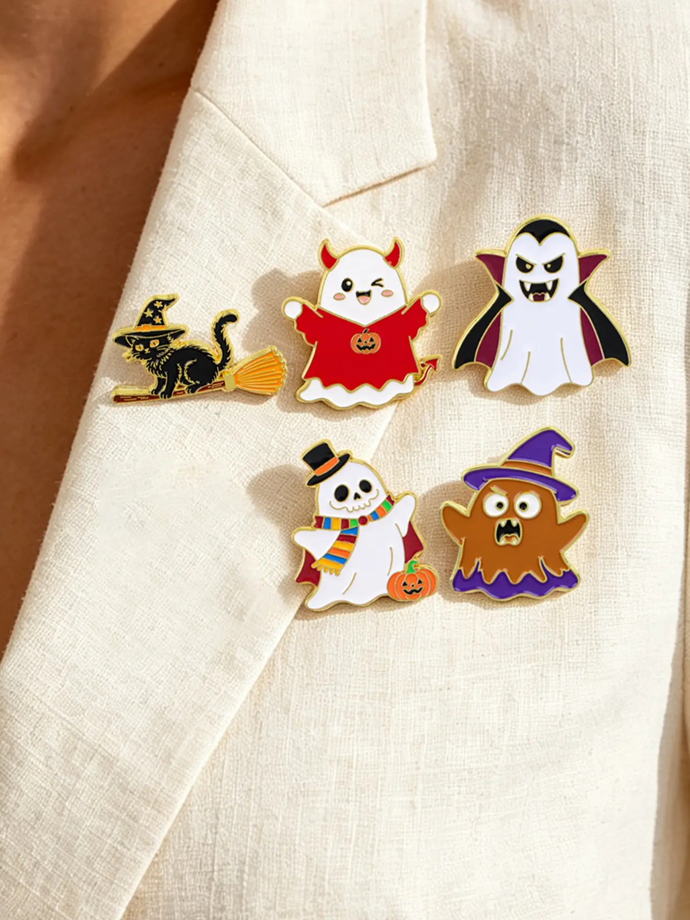 5 Cute Halloween Ghost Enamel Badge Set, Cartoon Vampire Devil Cat Witch Lapel Pin Pumpkin Badge Backpack Jewelry Gift