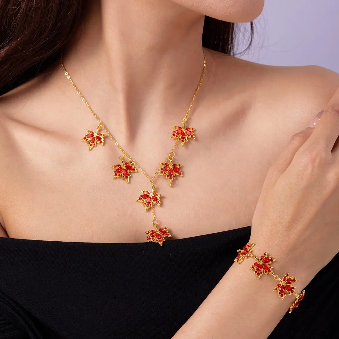 Retro Maple Leaf Necklace and Bracelet Set for Women, Crystal Pavé Jewelry with an Adjustable Pull Clasp, 5 Maple Leaf Pull Bracelet, 5-Piece Maple Leaf Necklace