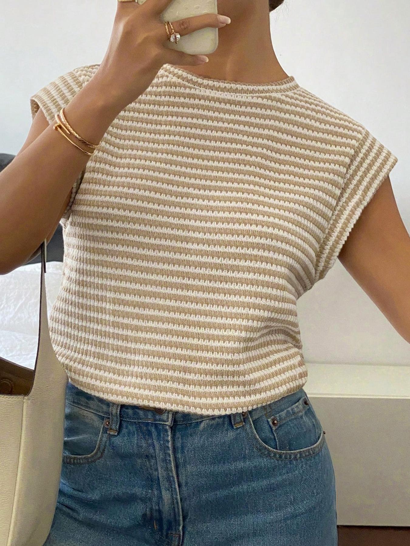 Women's Round Neck Short Sleeve Summer Casual Knit T-Shirt, Slim-Fit Design, Moderate Fabric Thickness, Perfect for Daily Wear