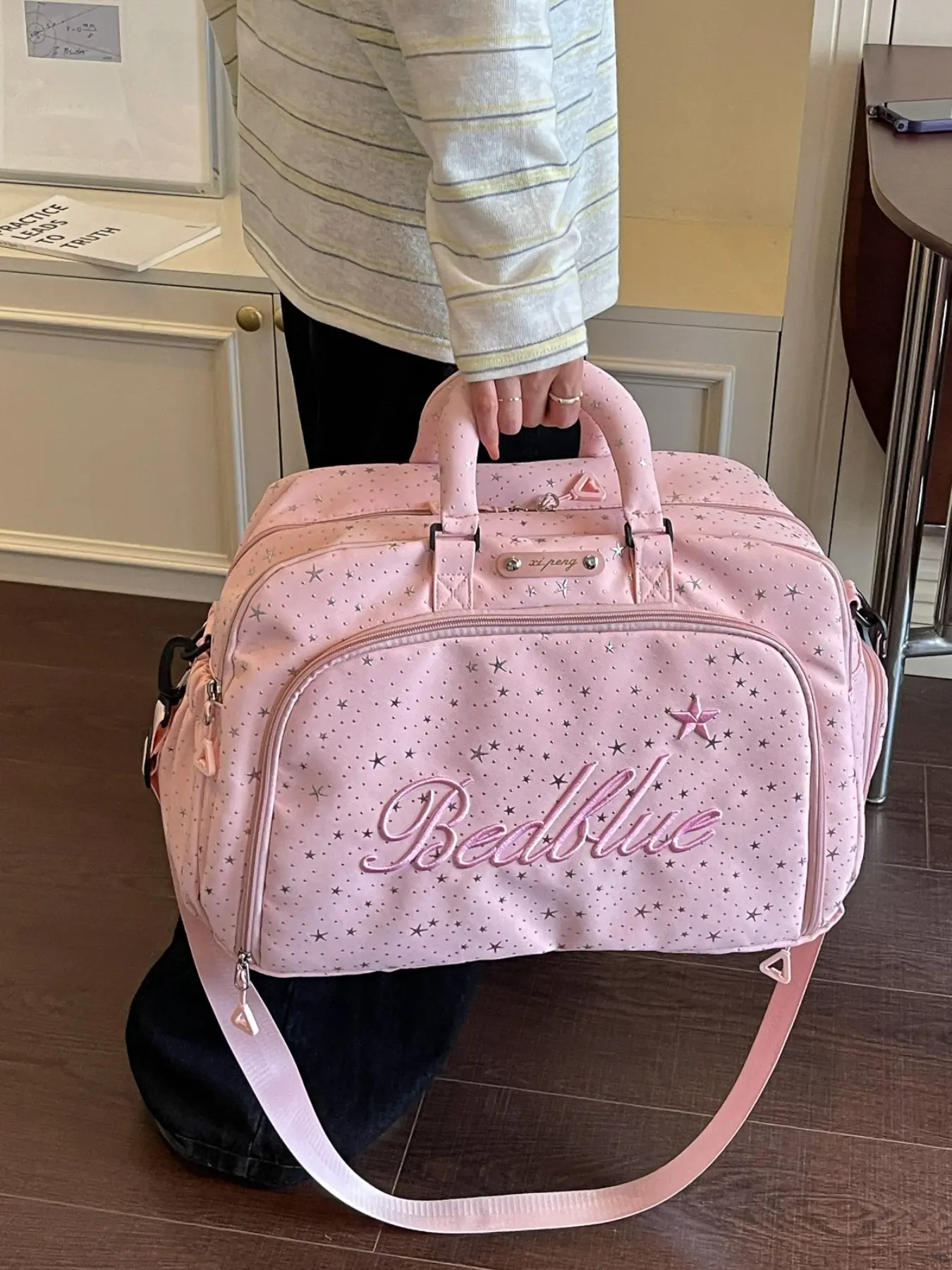 Star Embroidered Letter Travel Bag, Large Capacity Handheld Short Trip Luggage, Crossbody Sports Storage Bag, Lightweight Fitness Backpack