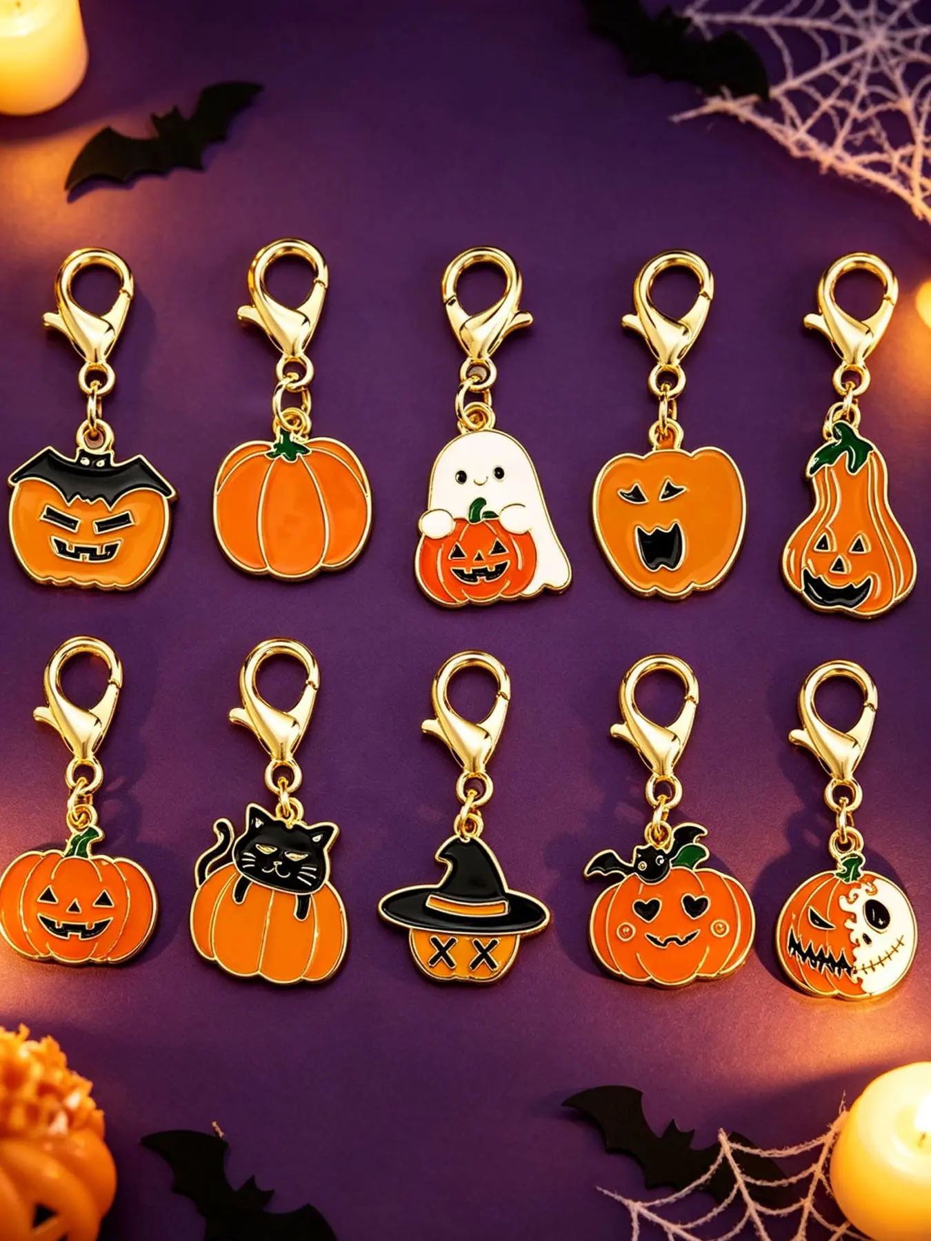 10pcs Halloween Cute Pumpkin Keychains Enamel Charm，Spooky Cute Halloween Keychain Set Ghost Pumpkin Cat，Halloween Party Favors Keychain Trick or Treat Gifts，Cute Pumpkin Bag Charm Halloween Accessories