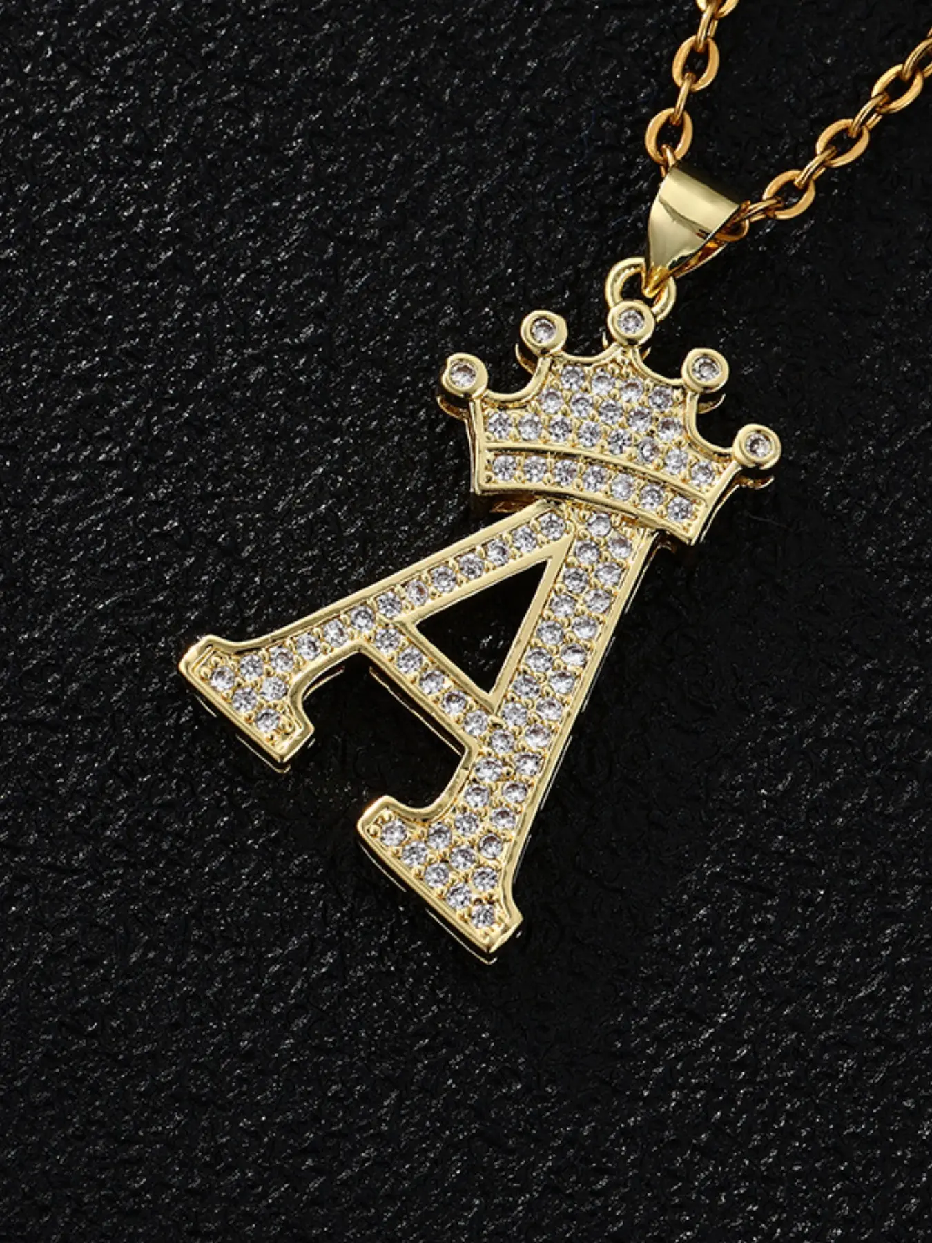 Crown Zircon Pendant Necklace, 26 Letter Design, Elegant Jewelry for Women, Perfect Valentine's Gift, All-Season Accessory
