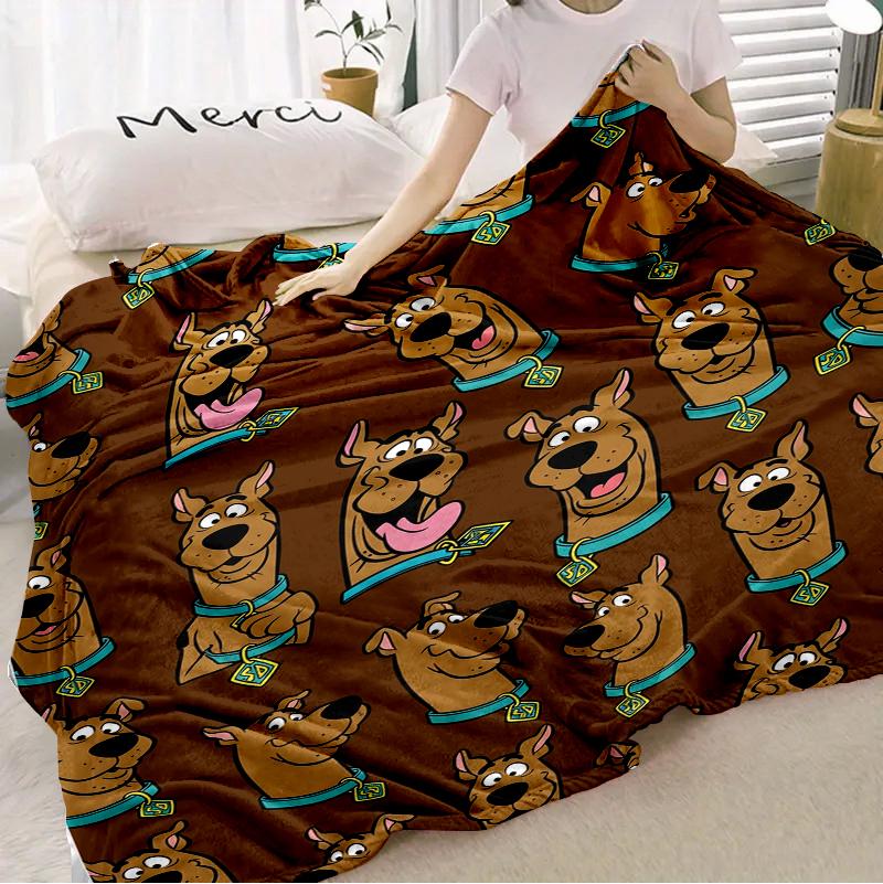 Scooby Doo Pattern Flannel Blanket Soft and warm, this cartoon character pattern blanket is suitable for use on beds, sofas, reclining chairs or during travel This is the best gift for couples, children, parents and friends, and it can express deep love.