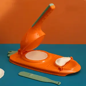 Dumpling Skin Maker Dumpling Moulds Suitable for home kitchens Manual Dumpling Press Maker With Free Filling Spoon Easy To Make Wonton Empanada Ravioli Pierogi For Daily Family Cooking Holiday Party Picnic DIYDumpling Making Kitchen Gadget