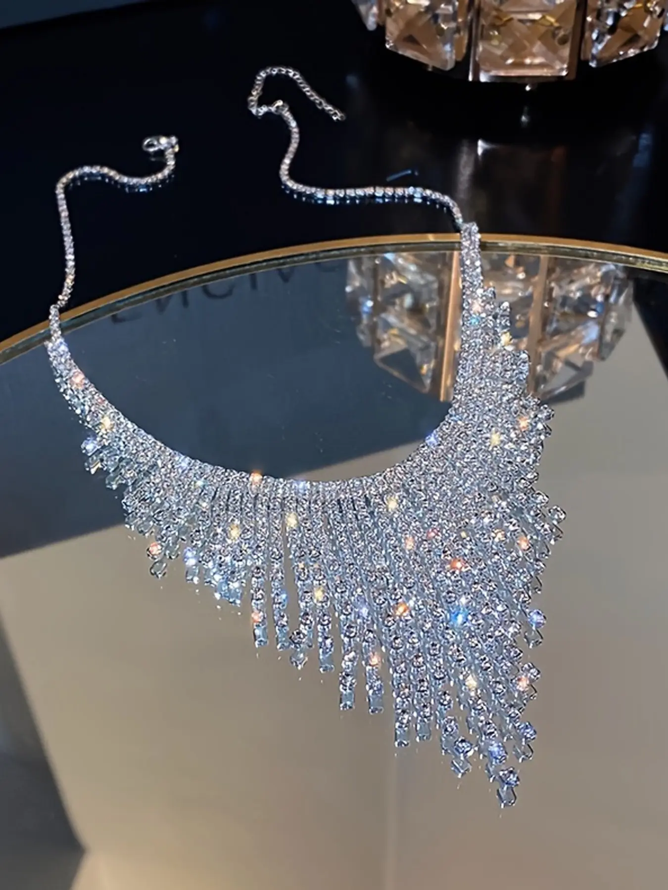 1 Piece Sparkling Clear Rhinestone Fringe Bib Necklace, Elegant Rhinestone Necklace, Glittering Waterfall Choker Neck Chain, Hollow Out Tassel Statement Necklace For Women Party Evening Costume Accessories