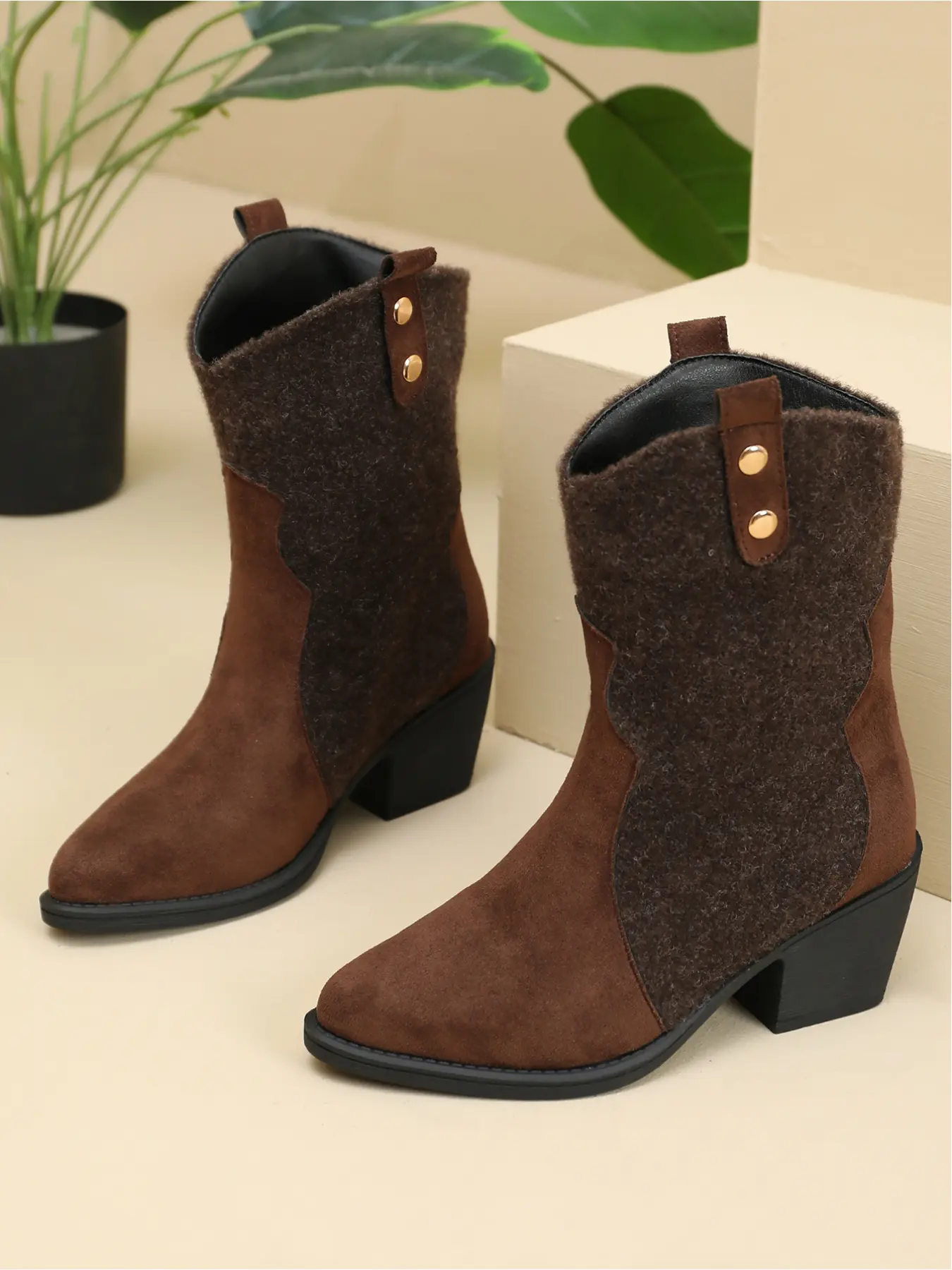 American Vintage Dual Material Patchwork Western Cowboy Boots, Suede Tweed Contrast Design, Non-Slip Block Heel Outdoor Travel Footwear