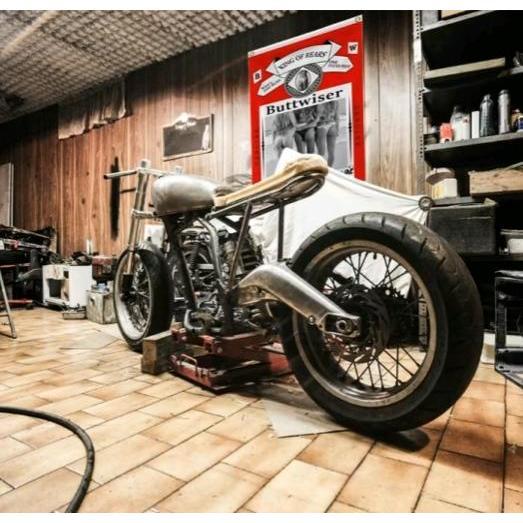 Buttwiser King of the Rears Flag 3x5 Feet College Funny Dorm Banner   Vivid Color & Fade proof Double Stitched Polyester with Brass Grommets