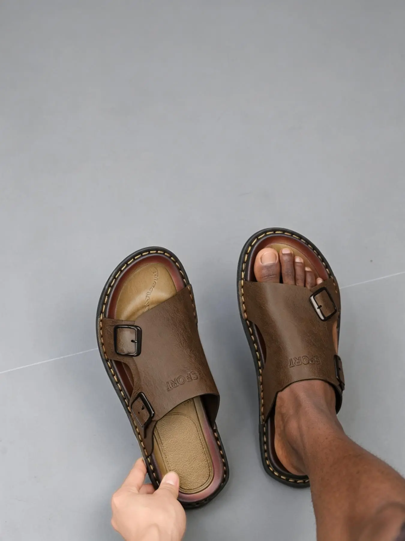 Plus Size Men's Wear-resistant Anti-Slip Slippers Premium Leather Upper Skin-friendly Gradient Lining For Summer Casual Wear Stylish Summer Footwear Slip Resistant Slides Sliders Shoes