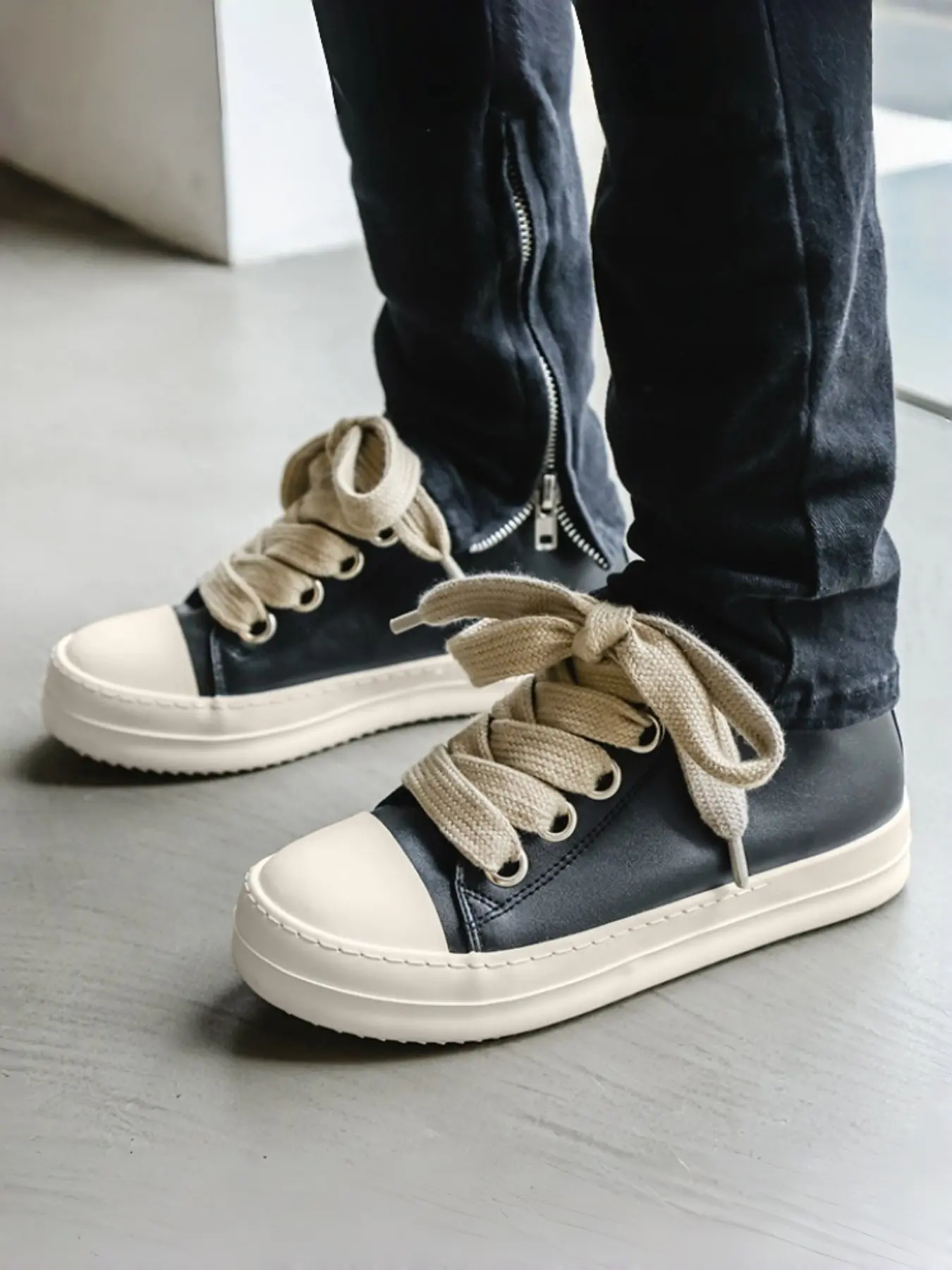 Unisex Cool Casual Bread Shoes, Casual Sneakers, Sneaker, Sports Shoes, Walking Trainers, Walking Shoes, Footwear, Lightweight Fashion Breathable, Colorblock Leather Upper, Breathable Design, Lightweight Anti-Slip Sole, Perfect for City Walks & Gatherings