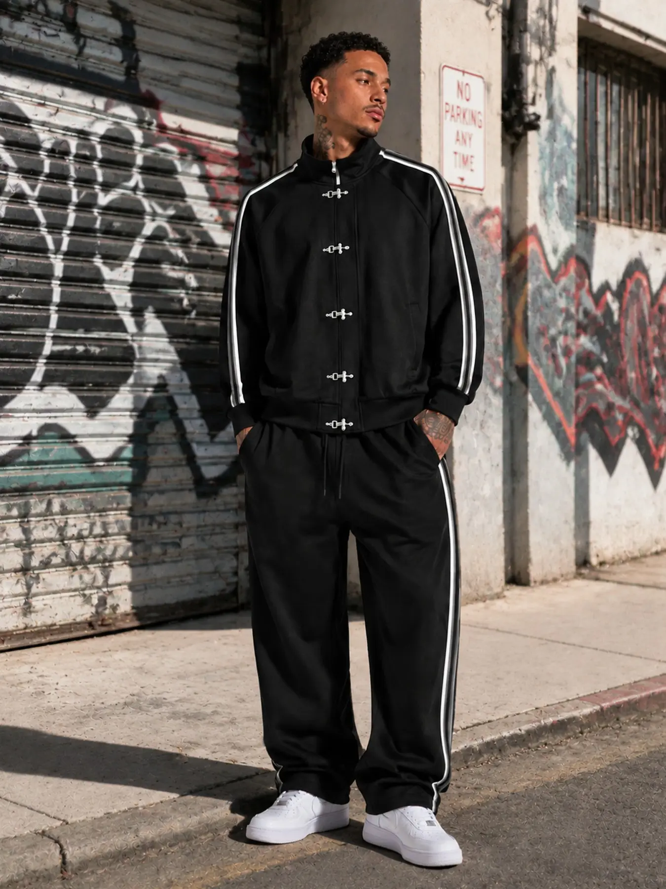Black 2 Piece Tracksuit Set for Men Women Retro Stand Collar Zip Up Jacket With White Side Stripe Detail Oversized Relaxed Fit Ribbed Cuffs and Hem Wide Leg Track Pants Drawstring Waist Loose Straight Leg Pants Vintage Sportswear Y2K Streetwear Clean Fit
