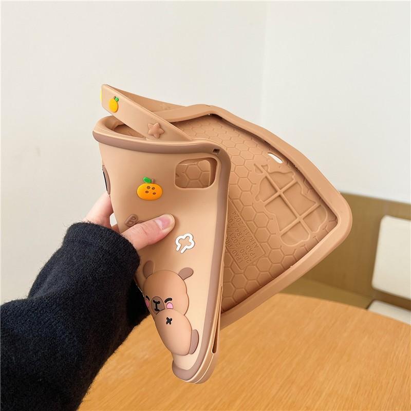 Cute Cartoon Capybara Pattern Tablet Case, 360 Degree Rotatable Stand Soft Silicone Tablet Protective Cover, Tablet Accessories Compatible with iPad, Tablet Casing