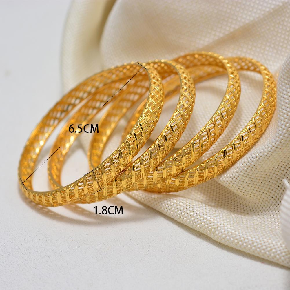 4pcs Baby Dubai Bracelet Gold Color small Bangles For Baby Chind Arab Bracelets Middle Eastern African Fashion Metal Bangles 4pcs Baby Dubai Bracelet Gold Color small Bangles For Baby Chind Arab Bracelets Middle Eastern African Fashion Metal Bangles