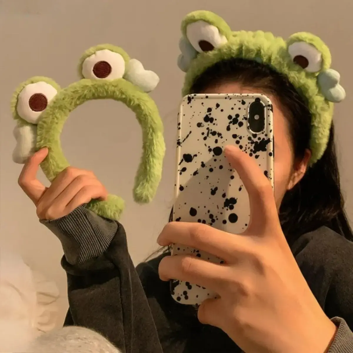 Women's Soft Cartoon Frog Animal Theme Headband - Female Fit, Adjustable for Face Wash, Skincare, Makeup (DIY Bag Accessory), Cartoon Frogs, Cute Look, Soft Fabric