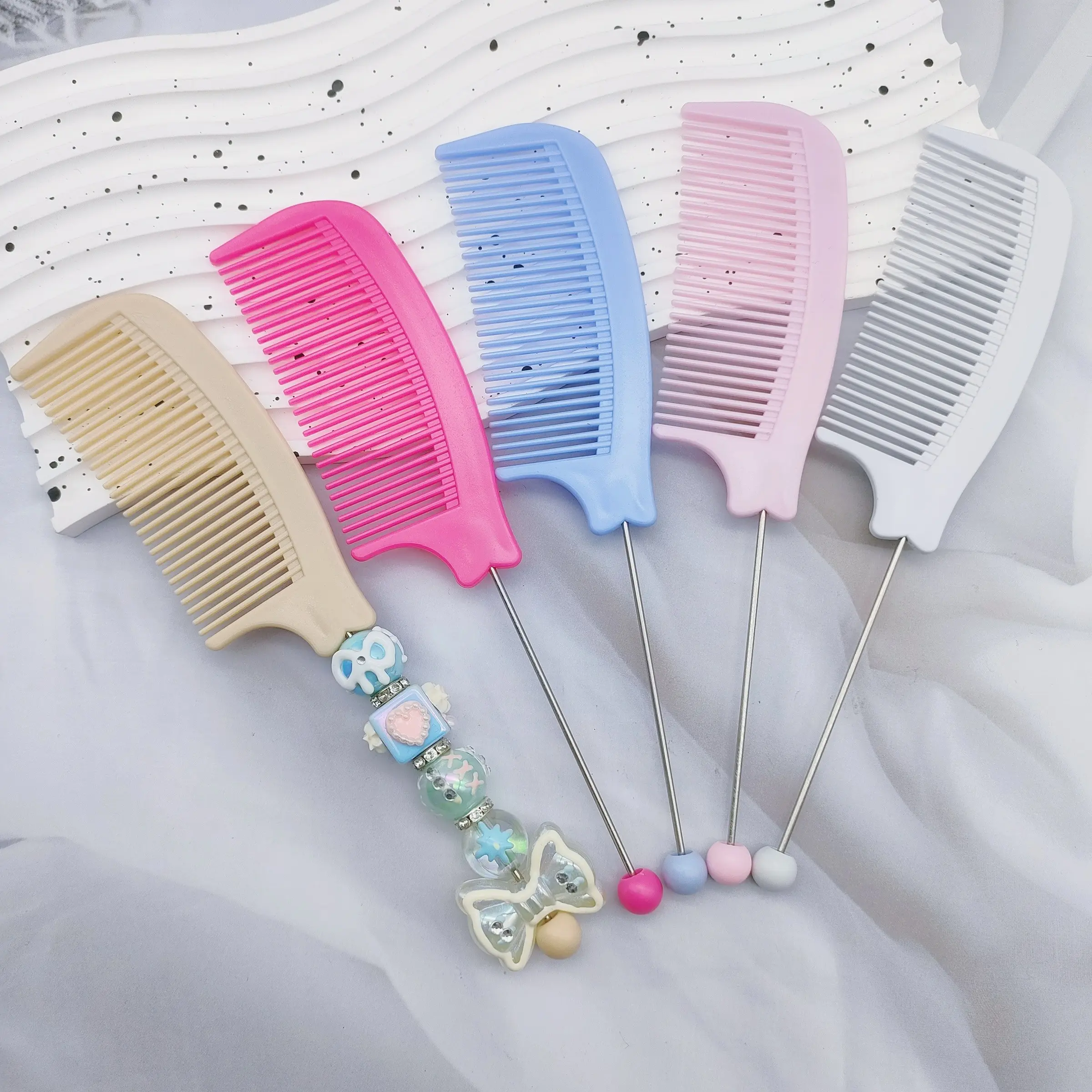 5pcs High-End Colorful Bead Comb Set, Multi-Color Handmade Craft Kit, Perfect Gift for Festive Parties, Stylish Portable Combs, Comb Design