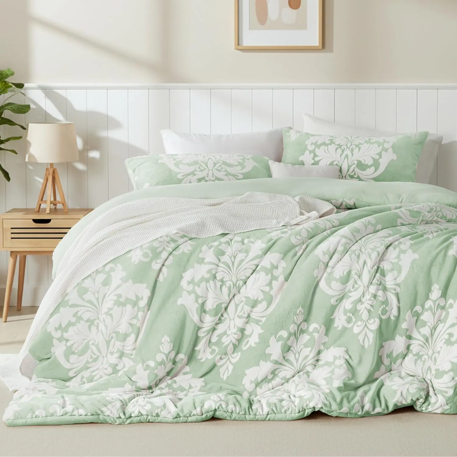 Fleece Queen Comforter Set, Sage Green |   3-Piece Soft Warm Comforters, Luxury Reversible 3D Boho, Fuzzy All Season Bedding with 2 Pillow Shams