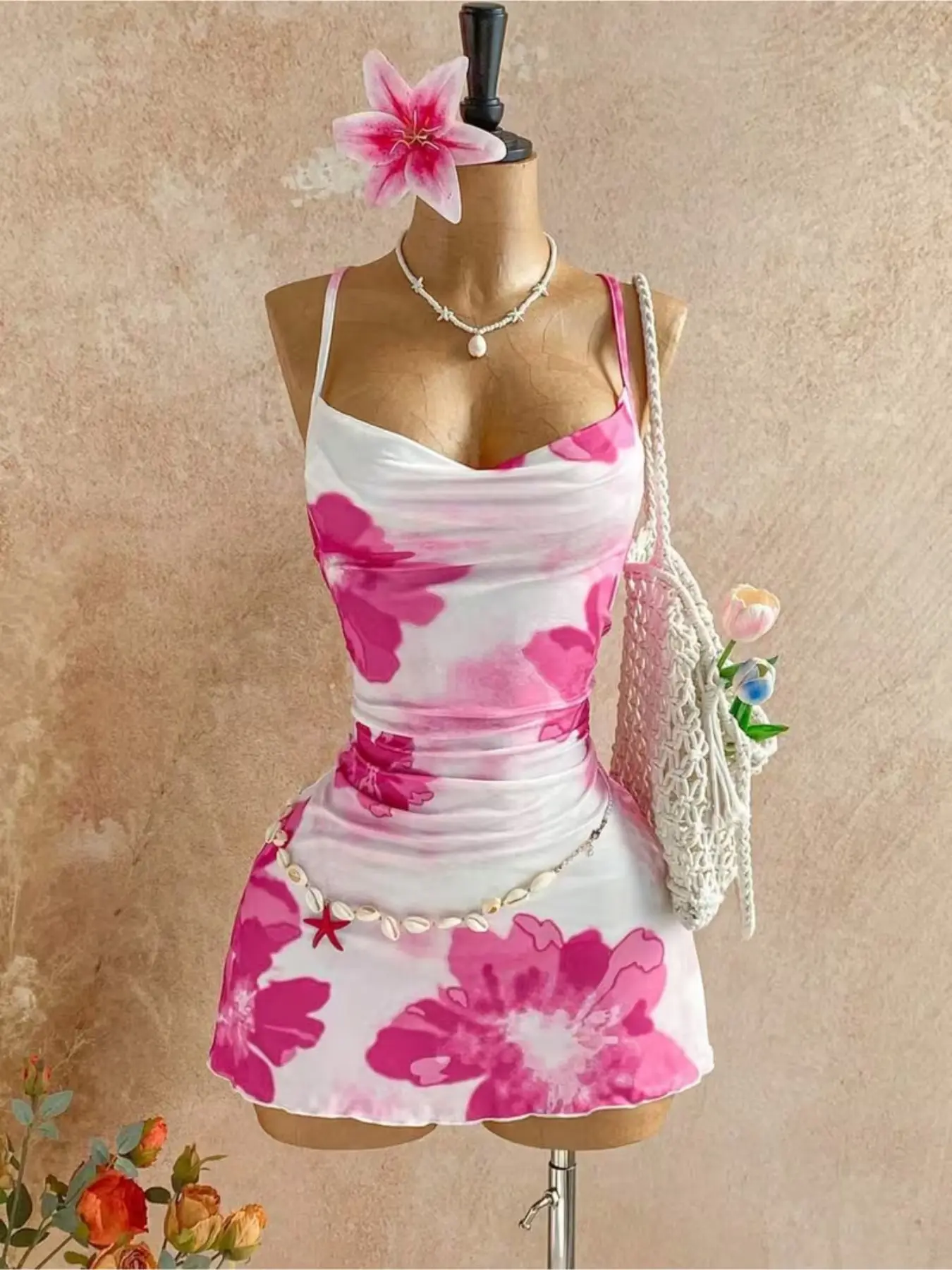 Women's Hawaiian Style Large Flower Print Halter Dress, Bodycon Ruched Low Neck Sexy Beach Dress, Summer Vacation Skirt