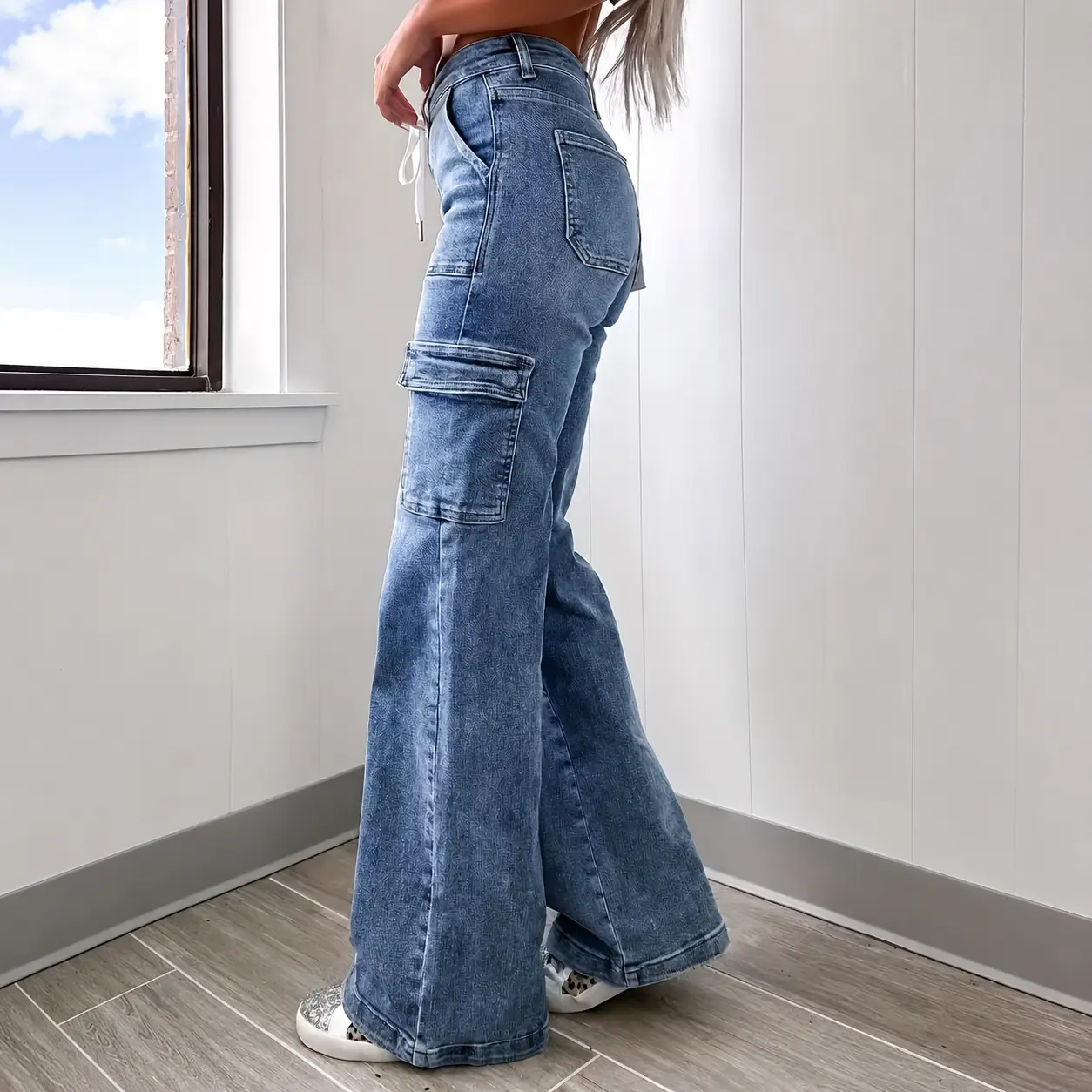 2025 New Style Women'S Leisure Straight-leg Jeans With Laces And Multiple Pockets.Casual Fashion Denim Fabric Sweatpants Jeans Fit Womenswear
