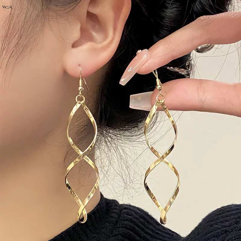 Twisted Spiral Long Drop Dangle Earrings, Minimalist Hollow Twist Wire Threader Ear Hooks, 2 Tone Gold Silver Lightweight Geometric Tassel Earrings, Elegant Daily Party Statement Jewelry Gift for Women Girls