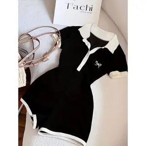 Trendy two-tone women's jumpsuit, with eye-catching color combinations, casual fit comfort and ease, perfect everyday outings or home wear, effortlessly creating a fashionable look