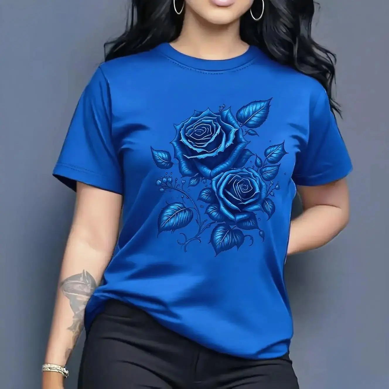 Women's Classic Fit T-Shirt, 100% Cotton All Over Rose Print Tee, Breathable Casual Crew Neck Top, Machine Washable for All Seasons, Tshirt, T Shirts For Women, All Over Print, Loose-Fitting, Lightweight, Normal Type, Shortsleeve, Round Neck