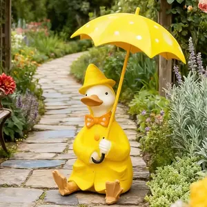 Cute Resin Duck Statue for Outdoor Garden Decor, Simulation Animal Figurine for Patio Yard Pond, Landscape Ornament for Home Decoration