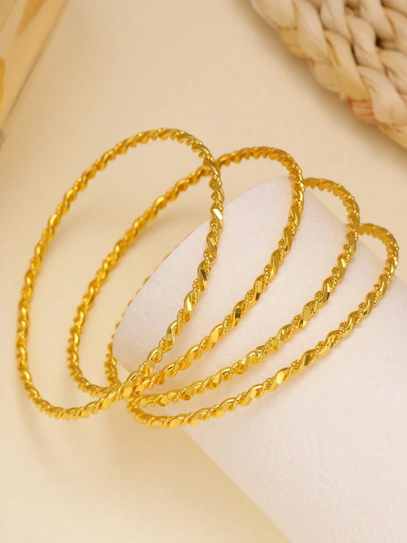 4pcs Fashion Copper Plated 18k Twist Rope Women's Bracelets, Perfect for Parties, Gifts, Daily Wear, Elegant Jewelry Set, Everyday Wear Bracelet