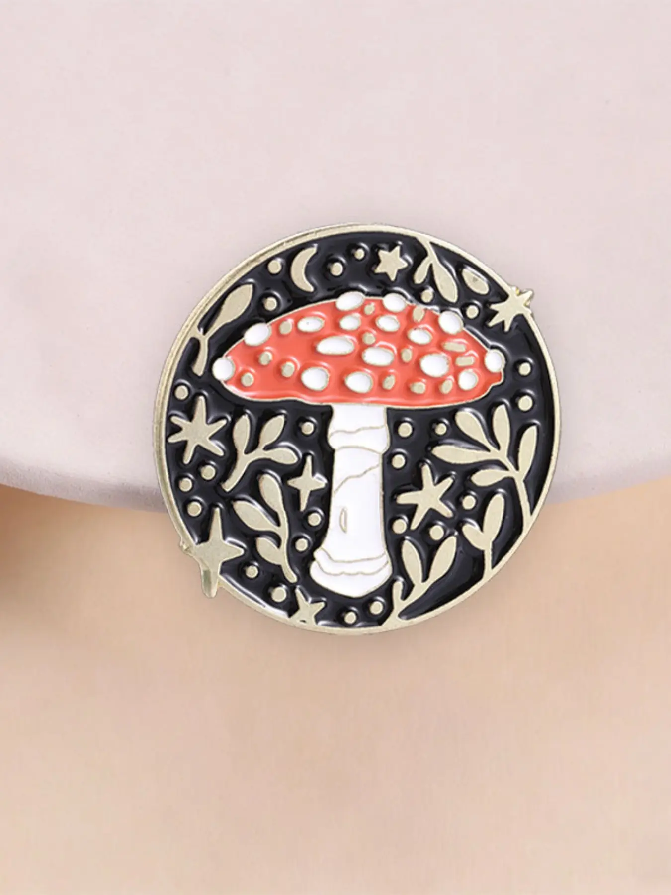Cottagecore Mushroom Enamel Pin Amanita Mushroom Witchy Star Moon Fantasy Forest Alloy Brooch Lapel Backpack Clothing Decor Badge Fashion Jewelry Accessories Gift for Friends
