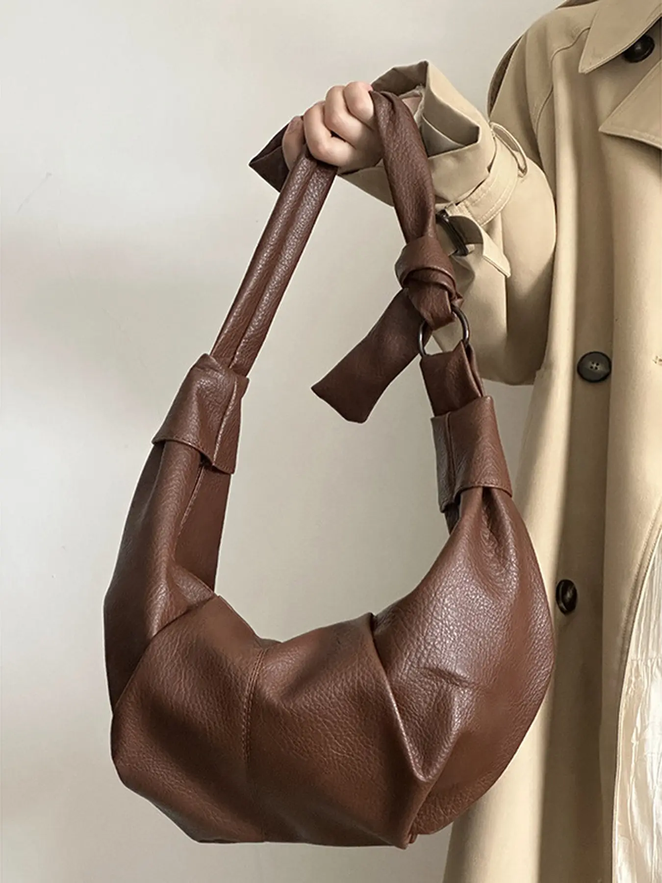2026 Fall Winter Vintage Soft Leather Folded Dumpling Bag, Lazy Style Casual Versatile Commute Shoulder Crossbody Bag, Croissant Horn Bag, Handbag Shoulder Purse, Casual Crossbody Bags