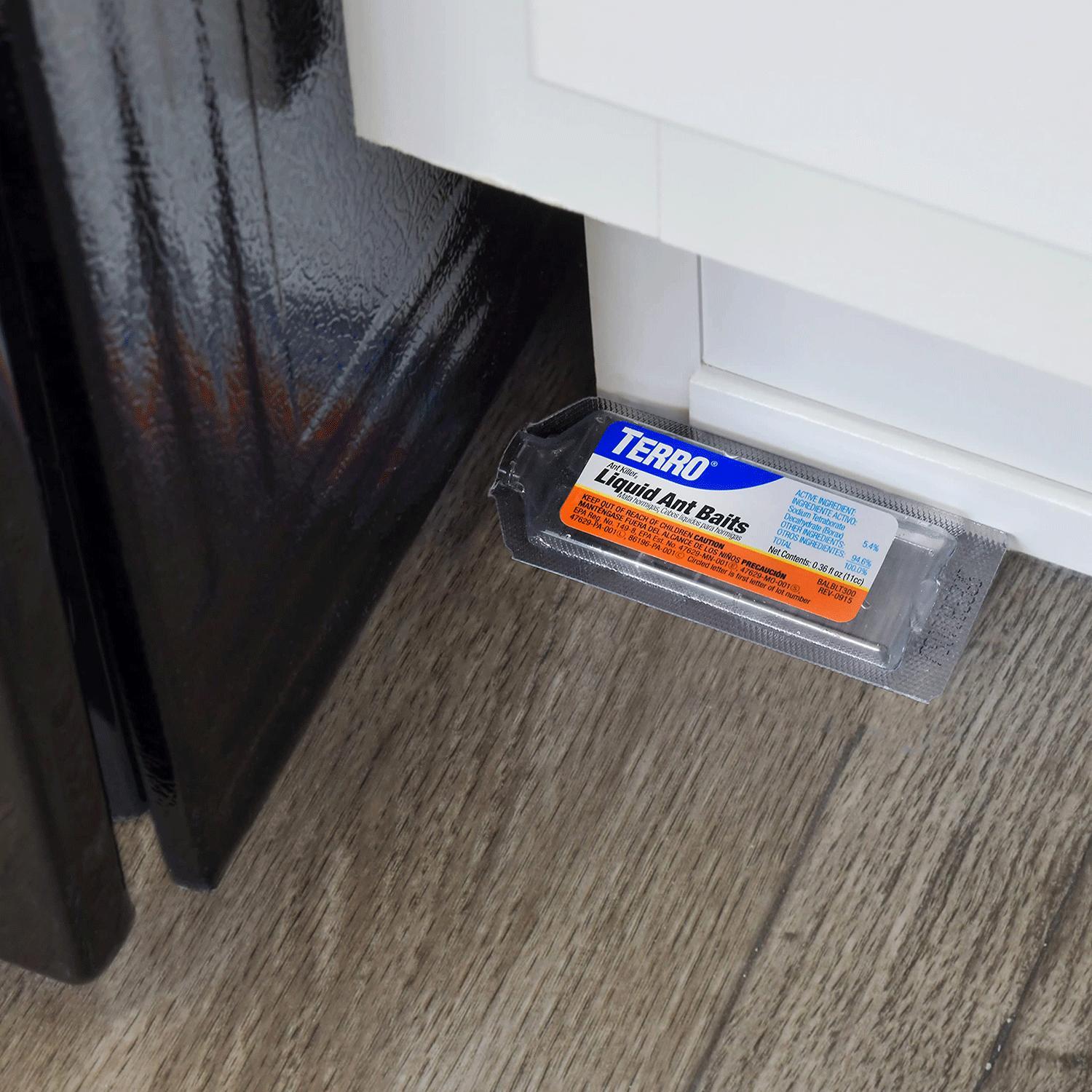 Terro Ant Killer Bait Station T300b, Effective Indoor Ant Control, Liquid Bait Eliminator, Quick-Acting Ant Trap Solution, 6 Count Stations