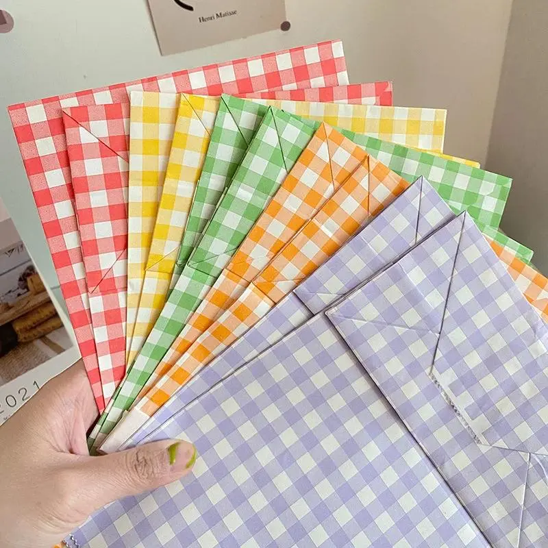 Colourful Ins Plaid Kraft Paper Bags, Candy Biscuits Snacks Packaging Paper Bags, Holiday Party Party Christmas Gift Storage Bag