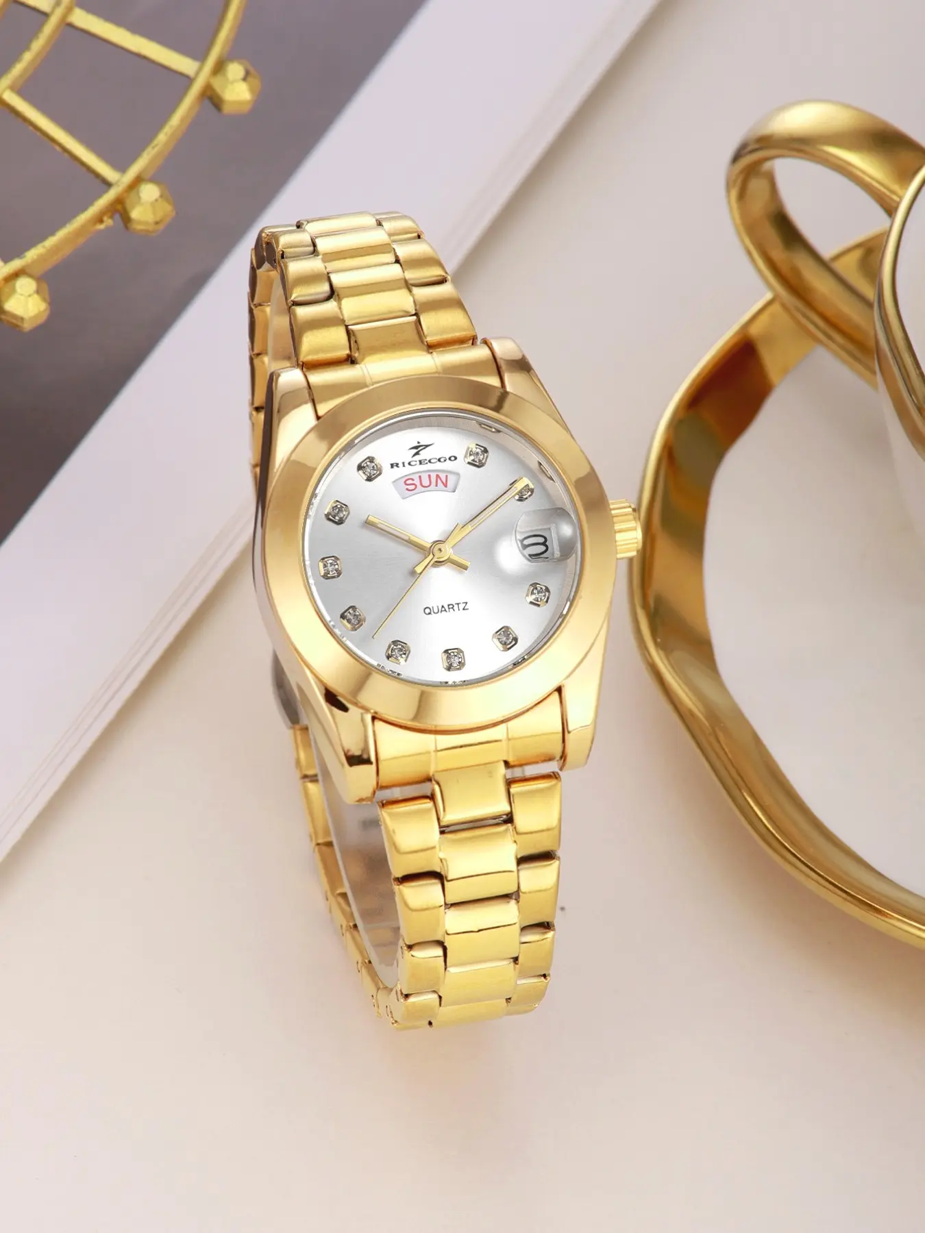 Fashionable Women's Quartz Watch, Elegant Analog Face, Elegant Analog Dial, Alloy Case, Perfect Party Gift, All-Season Accessory, Plain Pattern
