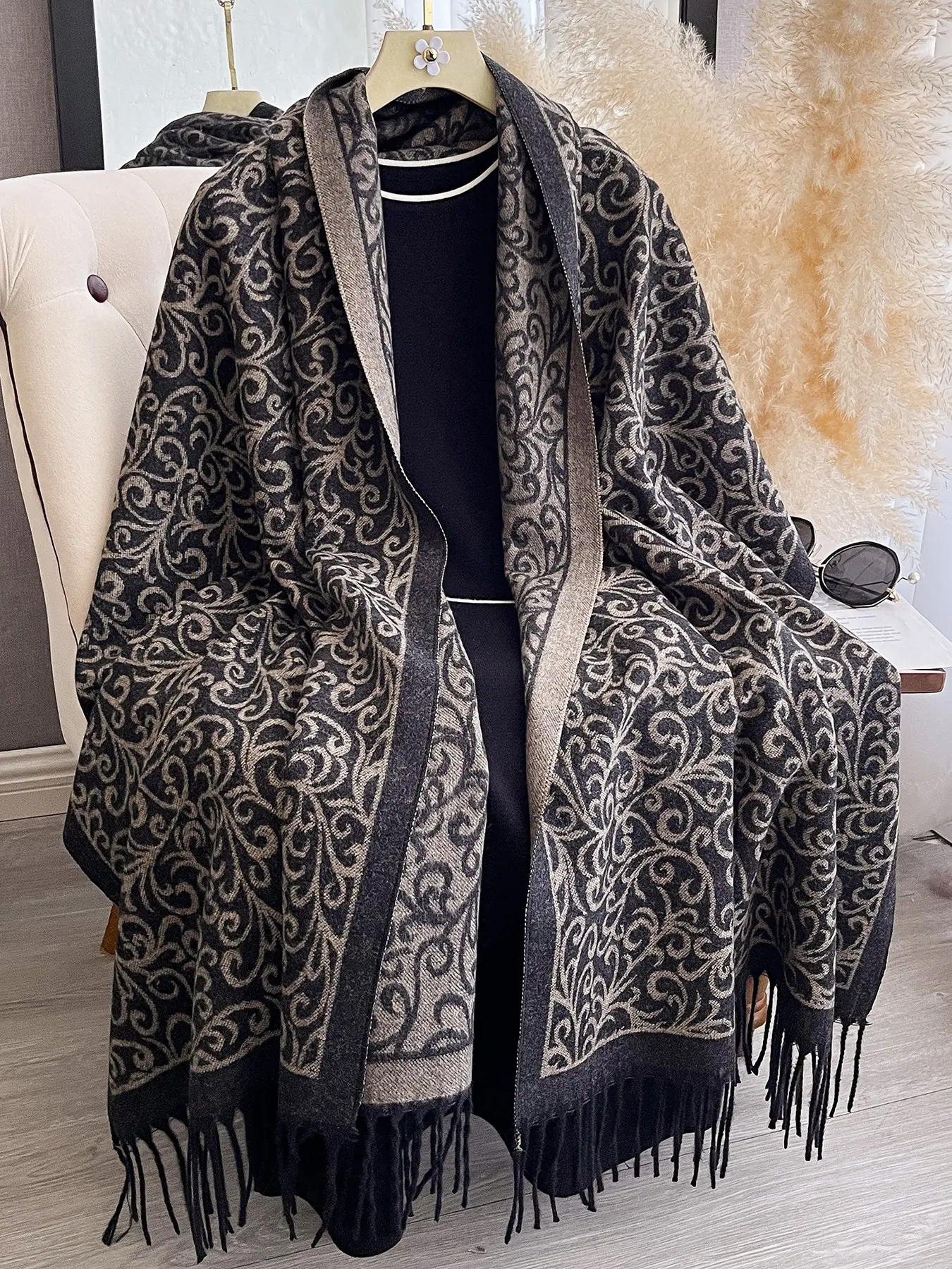 Elegant Women's Scarf with Fringe, Fitted All-Over Print Shawl, Fall & Winter Fashion Accessory, Perfect Gift for Birthdays