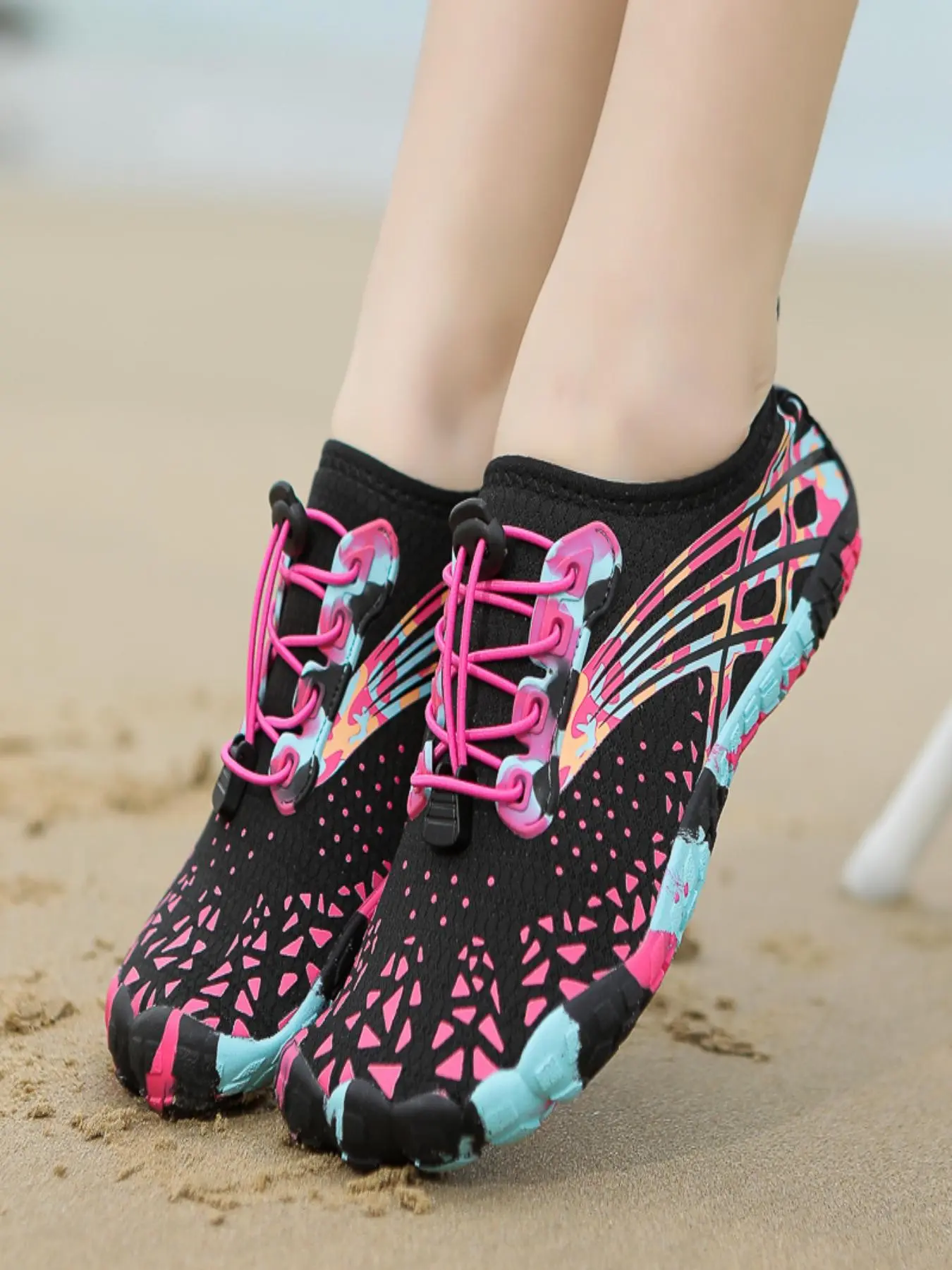 Men Women Quick Dry Camo Water Sports Shoes Barefoot Five Toes Swim Diving Shoes Slip On Lightweight Anti Slip River Walking Yoga Training Aqua Shoes