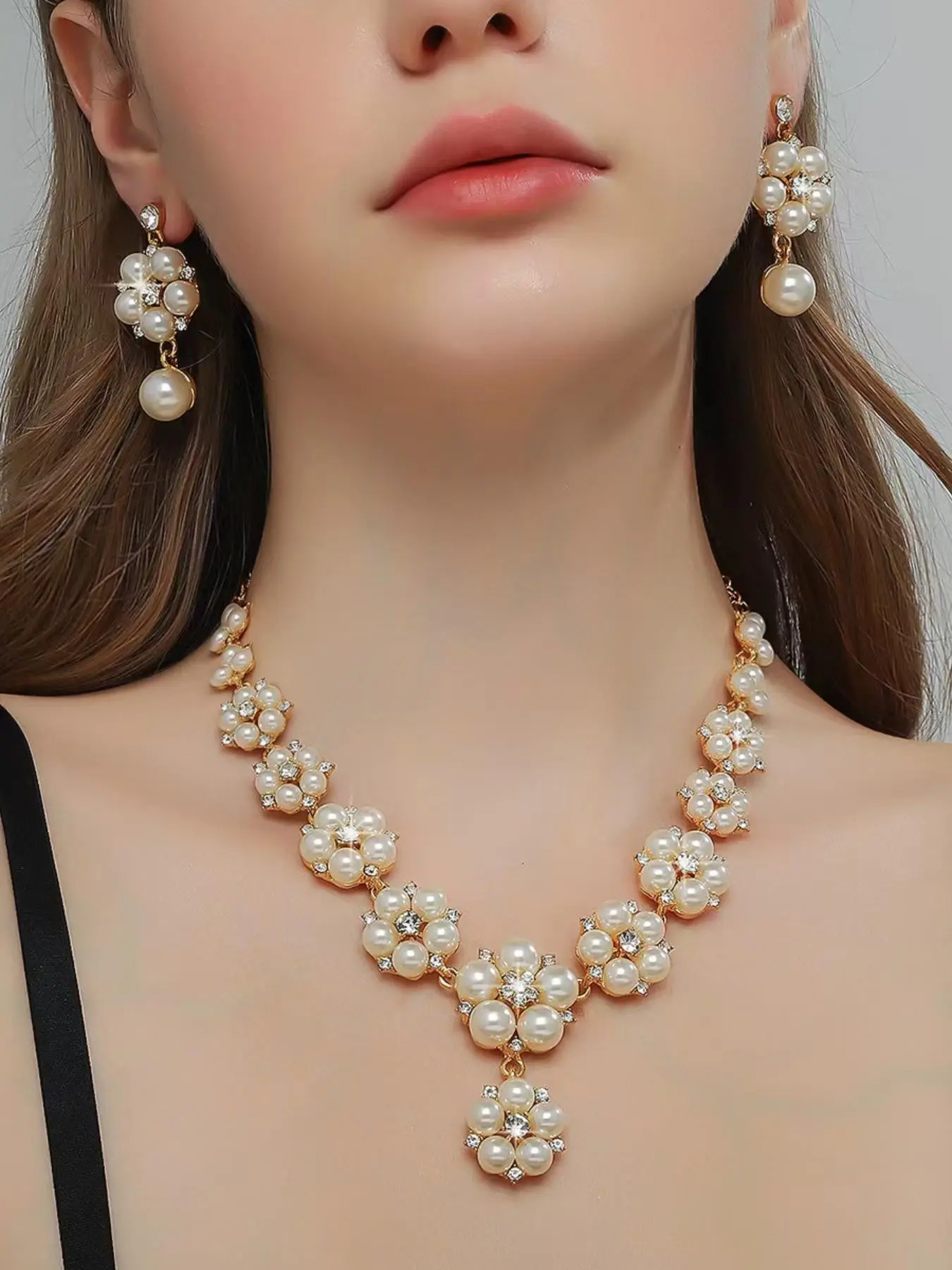 Vintage Personalized Pearl Flower Necklace Earring Set, Bridal Wedding Jewelry Three Piece Set, Exquisite Accessories for Wedding Parties and Banquets