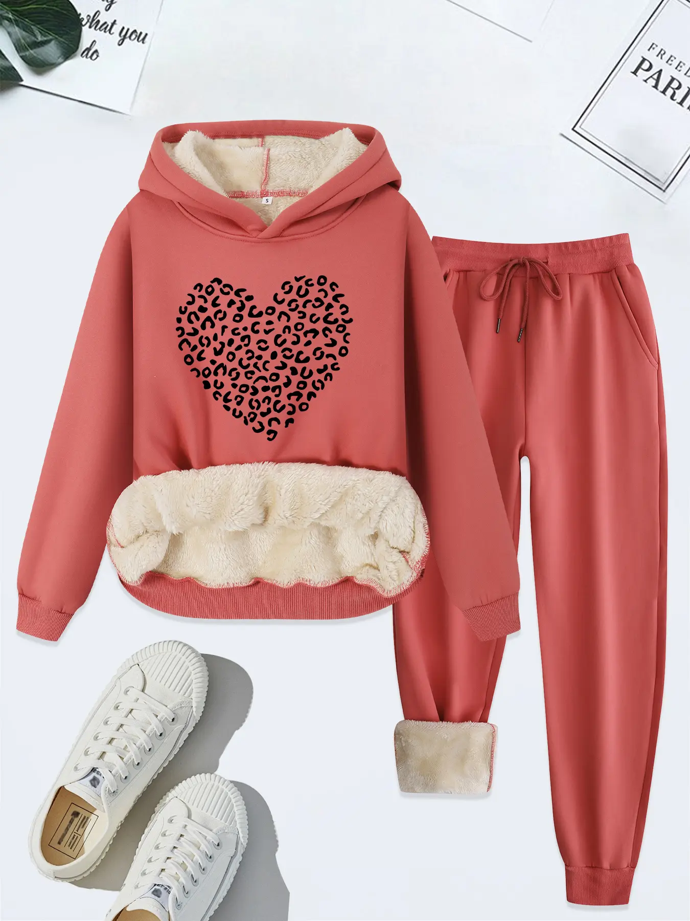 Women's Leopard Heart Print Hoodie & Pants Set, Fleece Lined Casual, Loose Fit Two-Piece Set Outfit for Fall Winter