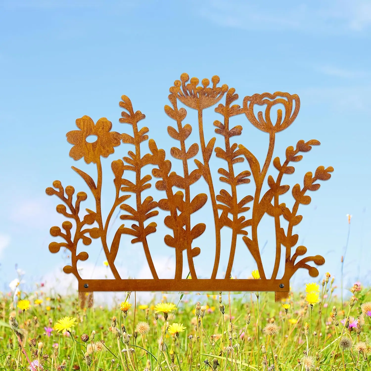 Metal   Stakes 14.4 * 14.0 inches, Metal  Yard Art, Decorative Garden Stakes, Fence Topper Decor, Lawn Art Decor  Yard Decorations for Outdoor with Rusty  Process
