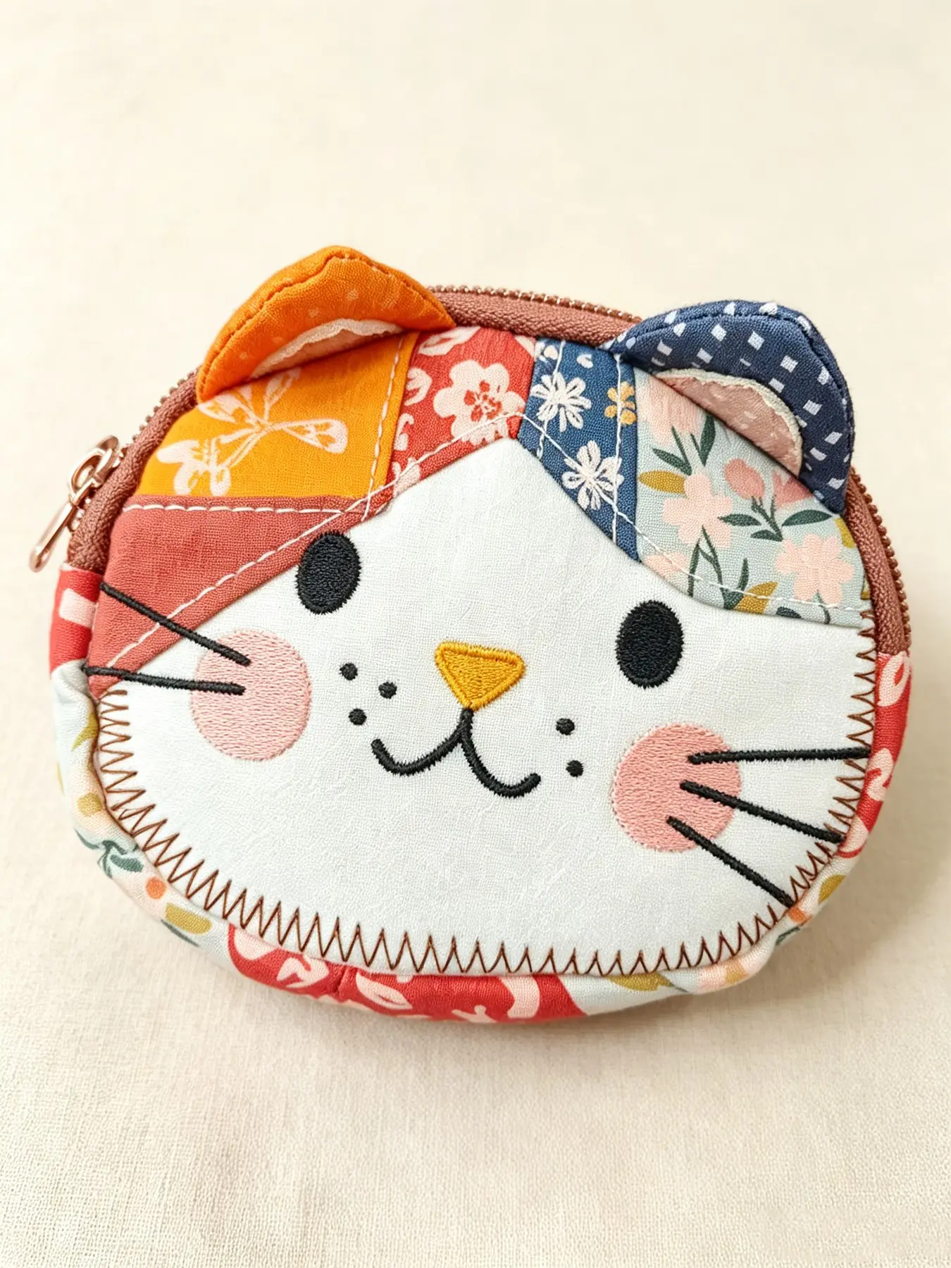 Patchwork Cat Fabric Pouch, Kawaii Cottagecore Small Coin Earbud Storage Pouch, Birthday Back‑to‑School Gift for Teen Girls & Cat‑Loving Women