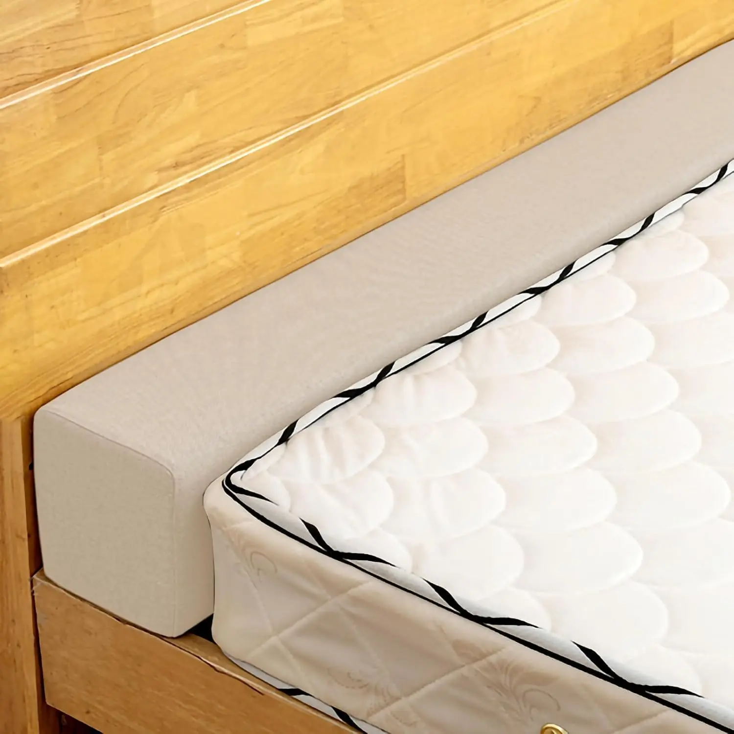 Mattress Extender for Twin/Twin XL/Queen/King Bed, Bed Gap//Crack Filler Between Headboard and Mattress or Wall, High-Density Foam with Removable Cover(Beige-LxWxH-72 * 6 * 8in)